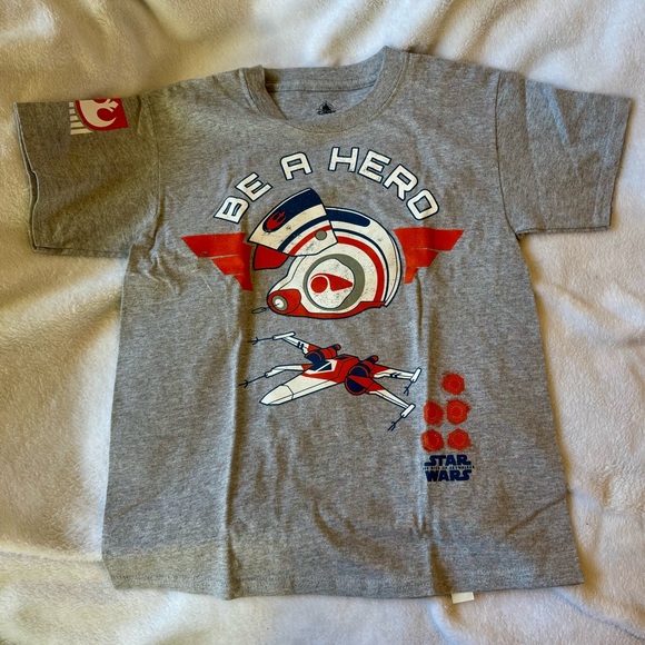 Disney Parks Star Wars Youth Sz Small Tshirt - Picture 2 of 3